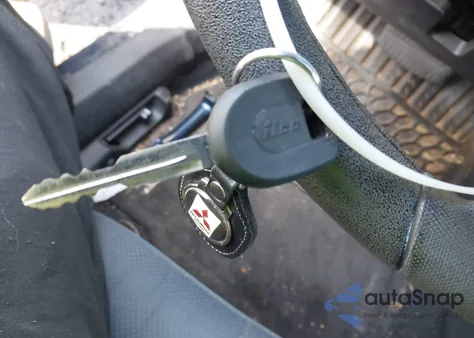 2004 Mitsubishi Galant Es из США, поврежденный, VIN 4A3AB36F04E123928